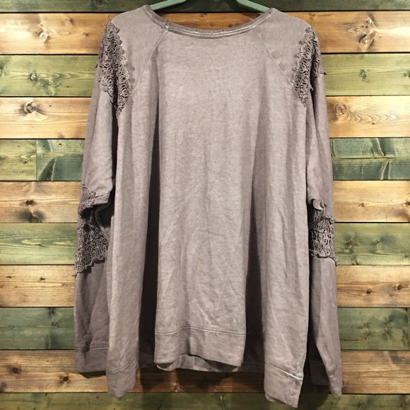 Trim Details Novelty Sweatshirt | Knox Rose - Picture 3 of 4